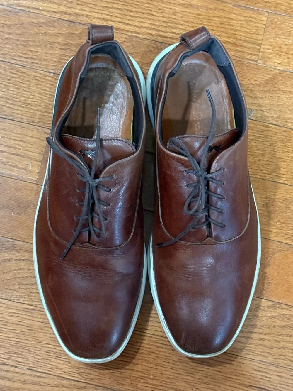 Wolf & Shepherd Men’s 9.5 Crossover Derby Leather Hybrid Dress Shoes Oxford READ